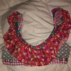 Brand New Maaji Ruffle Bikini Top. size small